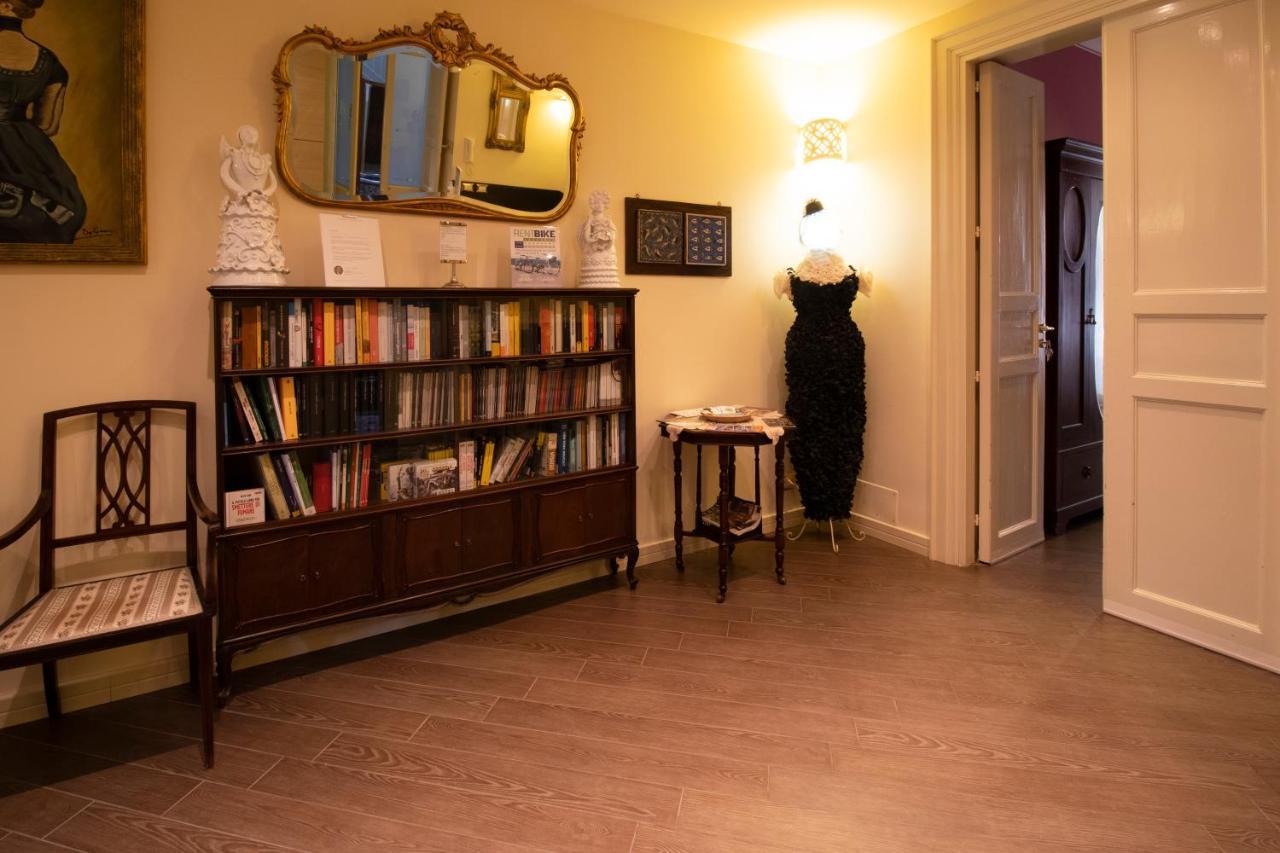 The Palace B&B And Apartments Санто-Стефано-ді-Камастра Екстер'єр фото