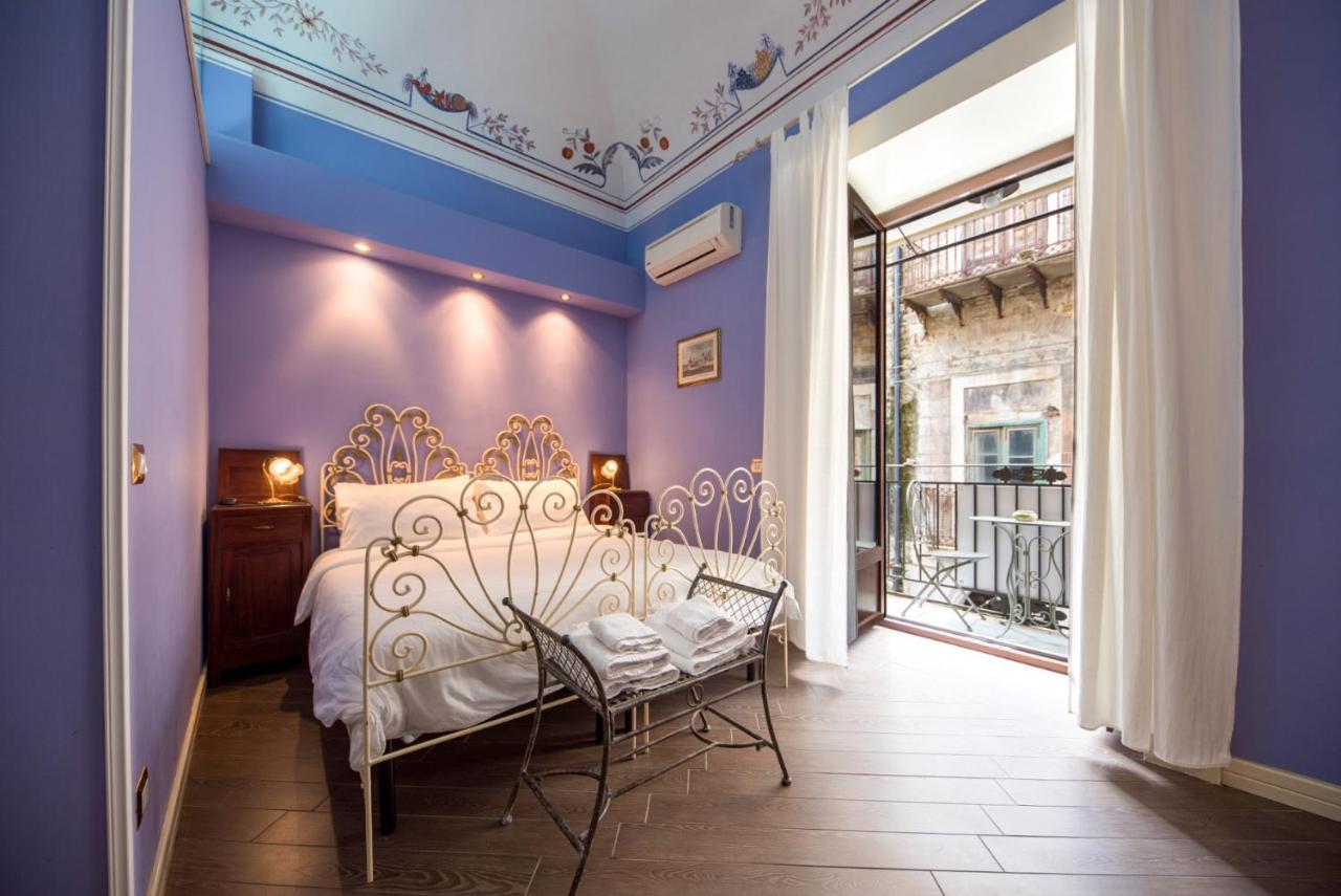 The Palace B&B And Apartments Санто-Стефано-ді-Камастра Екстер'єр фото