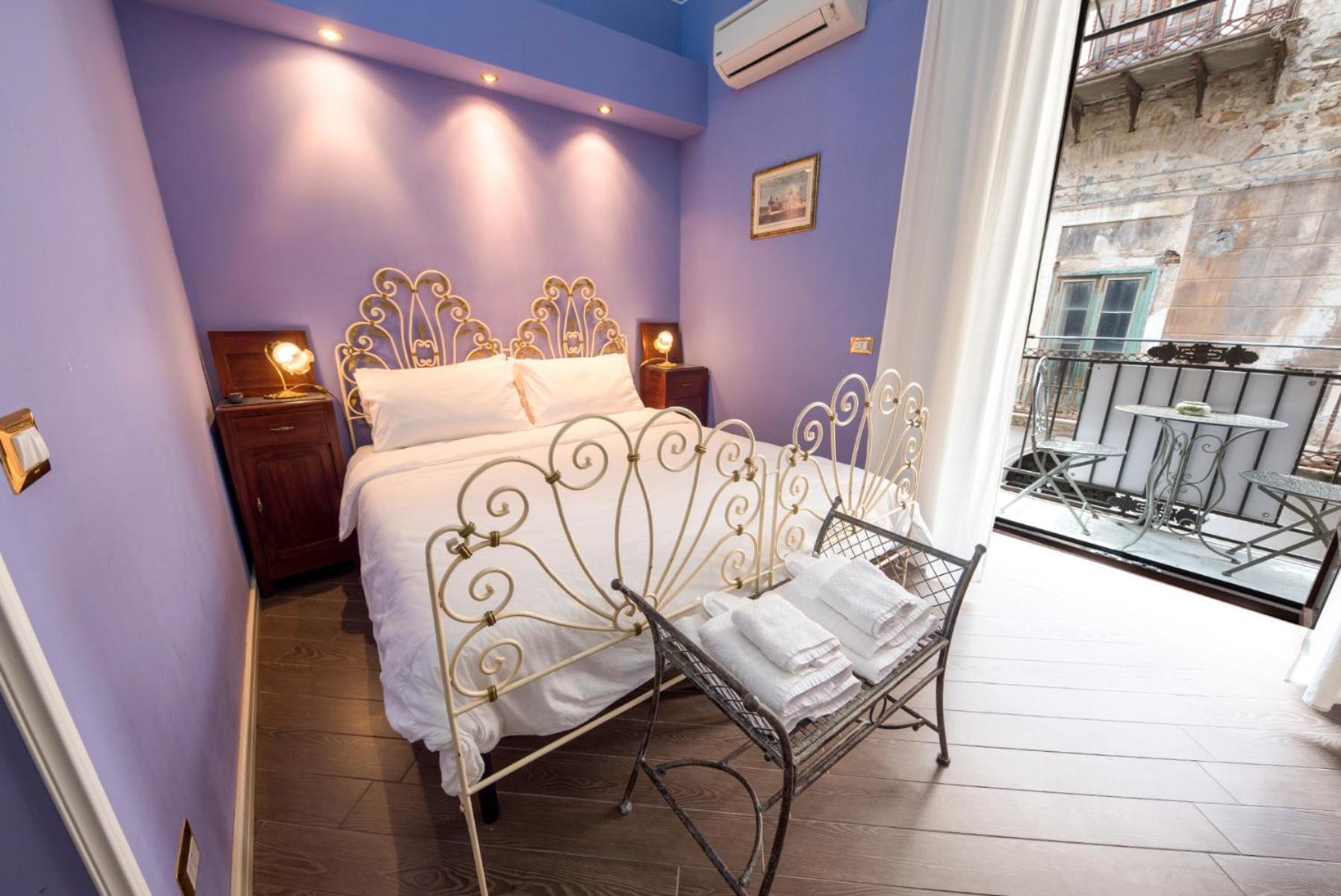 The Palace B&B And Apartments Санто-Стефано-ді-Камастра Номер фото